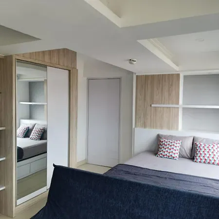 Jarrdin Apartment By D'Carpenter 33 1 Br